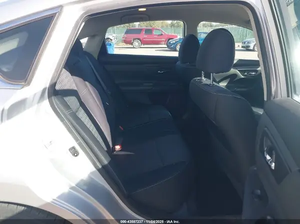 1N4AL3AP1HC215489 2017 NISSAN ALTIMA - Image 8