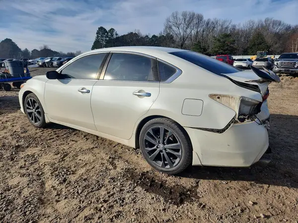 1N4AL3AP1HC215850 2017 NISSAN ALTIMA - Image 2