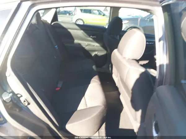 1N4AL3AP1HC216271 2017 NISSAN ALTIMA - Image 8