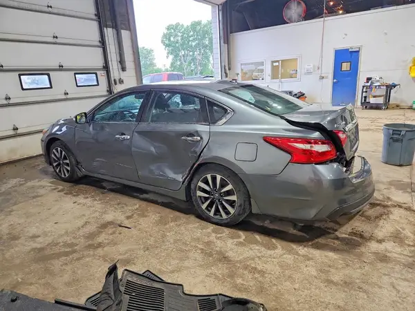 1N4AL3AP1HC216397 2017 NISSAN ALTIMA - Image 2