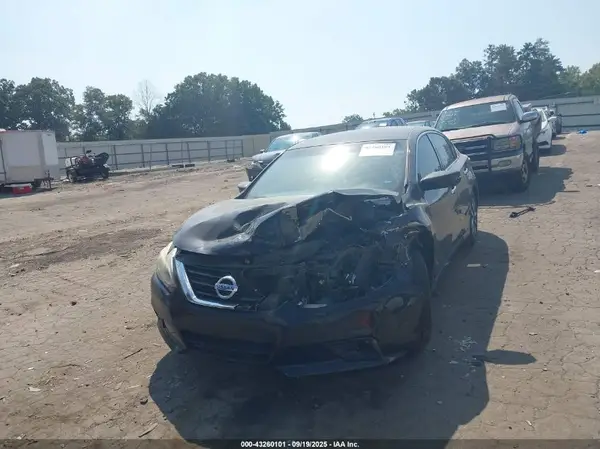 1N4AL3AP1HC220448 2017 NISSAN ALTIMA - Image 2