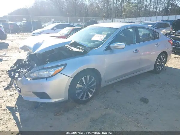 1N4AL3AP1HC220756 2017 NISSAN ALTIMA - Image 2