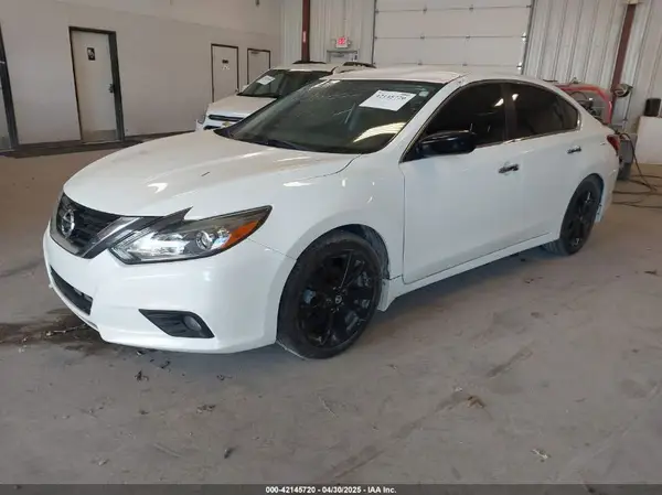 1N4AL3AP1HC220871 2017 NISSAN ALTIMA - Image 2