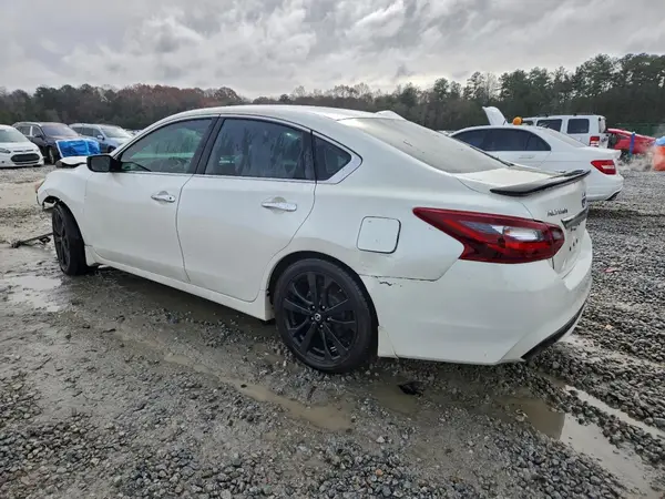 1N4AL3AP1HC220952 2017 NISSAN ALTIMA - Image 2