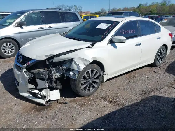 1N4AL3AP1HC220983 2017 NISSAN ALTIMA - Image 2