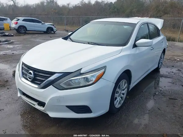 1N4AL3AP1HC224340 2017 NISSAN ALTIMA - Image 2
