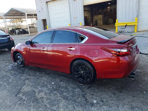 1N4AL3AP1HC226136 2017 NISSAN ALTIMA - Image 2