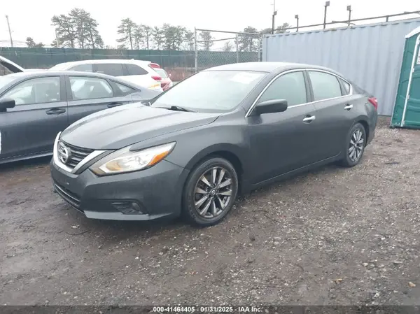 1N4AL3AP1HC228792 2017 NISSAN ALTIMA - Image 2
