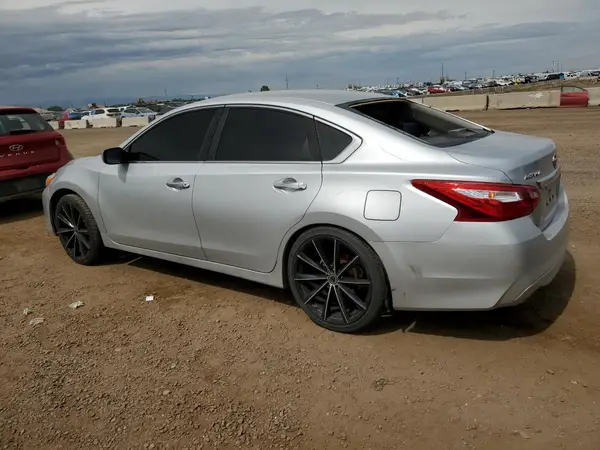 1N4AL3AP1HC229568 2017 NISSAN ALTIMA - Image 2
