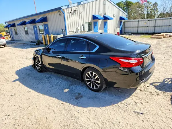 1N4AL3AP1HC236567 2017 NISSAN ALTIMA - Image 2