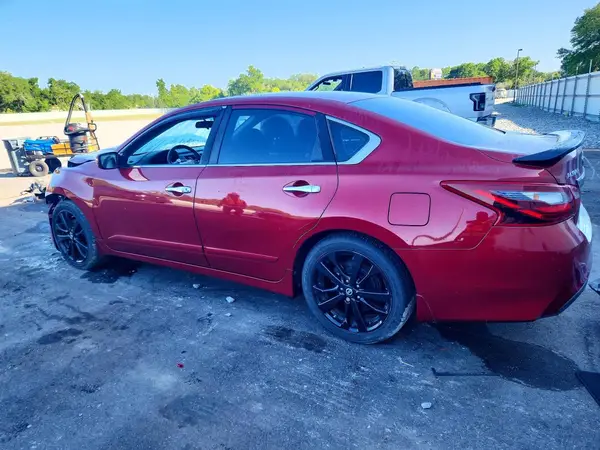 1N4AL3AP1HC237668 2017 NISSAN ALTIMA - Image 2