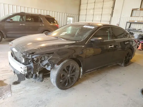 1N4AL3AP1HC240537 2017 NISSAN ALTIMA - Image 1