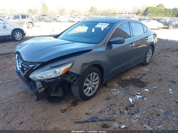 1N4AL3AP1HC244684 2017 NISSAN ALTIMA - Image 2
