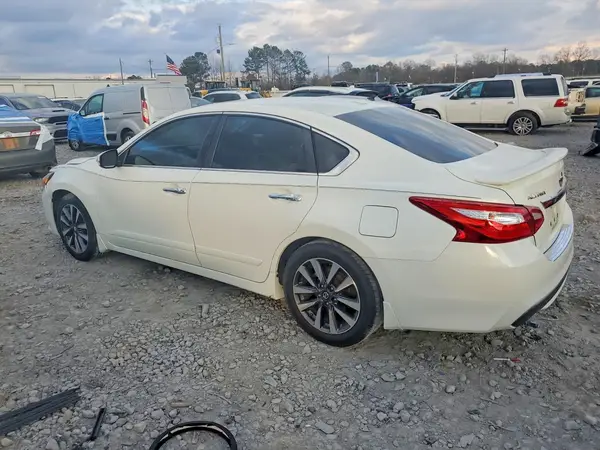 1N4AL3AP1HC244829 2017 NISSAN ALTIMA - Image 2