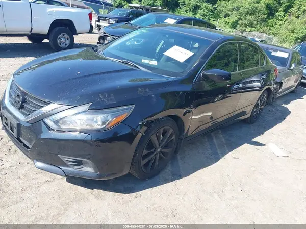 1N4AL3AP1HC250663 2017 NISSAN ALTIMA - Image 2