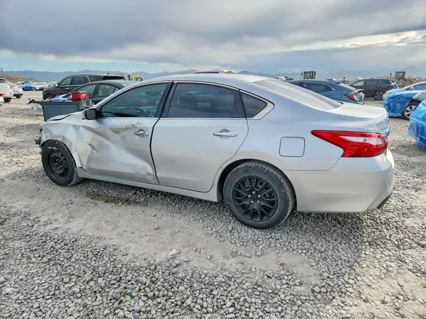 1N4AL3AP1HC251330 2017 NISSAN ALTIMA - Image 2