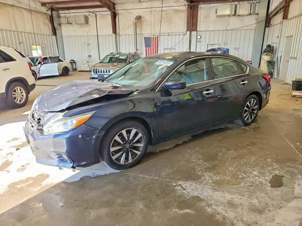1N4AL3AP1HC253885 2017 NISSAN ALTIMA - Image 1