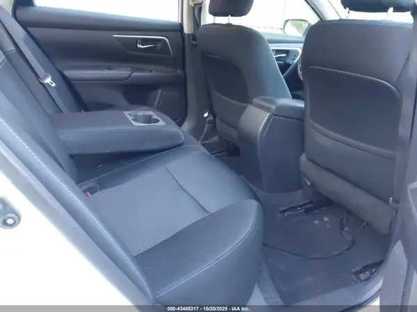 1N4AL3AP1HC255264 2017 NISSAN ALTIMA - Image 8
