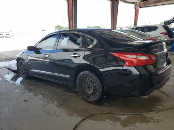 1N4AL3AP1HC256530 2017 NISSAN ALTIMA - Image 2
