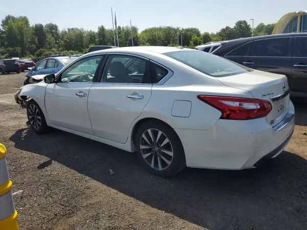 1N4AL3AP1HC257032 2017 NISSAN ALTIMA - Image 2
