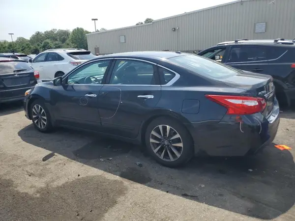 1N4AL3AP1HC258424 2017 NISSAN ALTIMA - Image 2