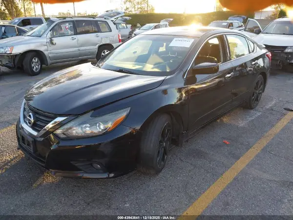 1N4AL3AP1HC258620 2017 NISSAN ALTIMA - Image 2