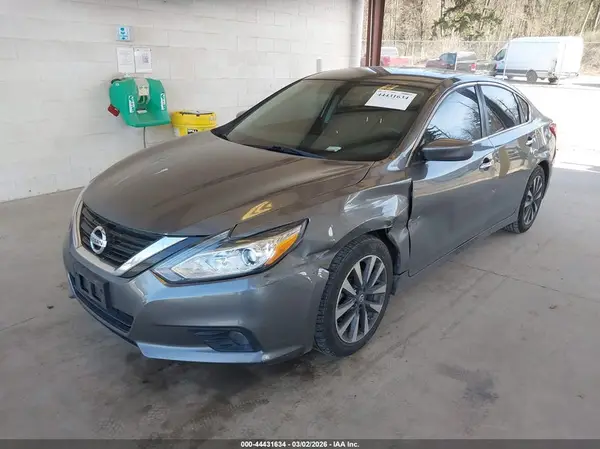 1N4AL3AP1HC260822 2017 NISSAN ALTIMA - Image 2
