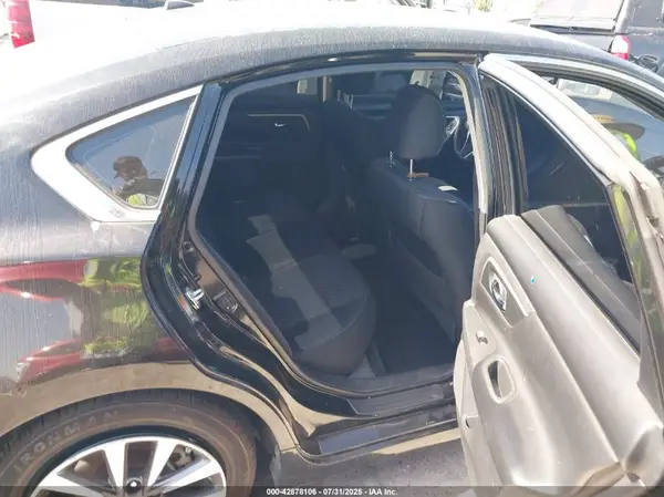 1N4AL3AP1HC267933 2017 NISSAN ALTIMA - Image 8