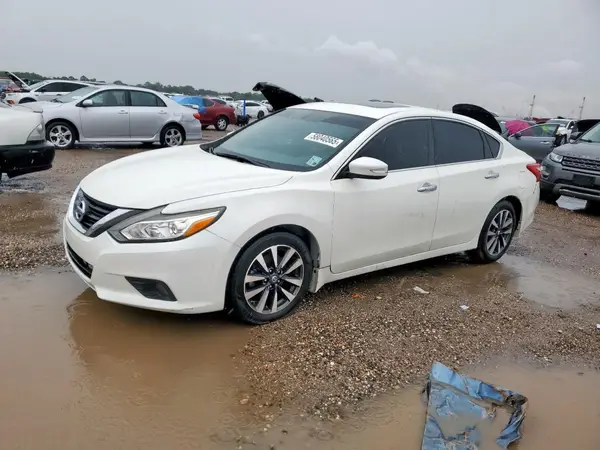1N4AL3AP1HC267981 2017 NISSAN ALTIMA - Image 1