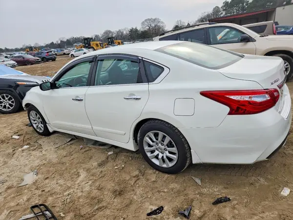 1N4AL3AP1HC269696 2017 NISSAN ALTIMA - Image 2
