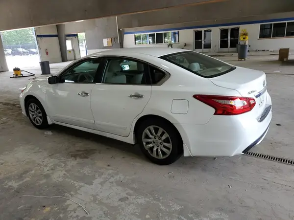 1N4AL3AP1HC273134 2017 NISSAN ALTIMA - Image 2