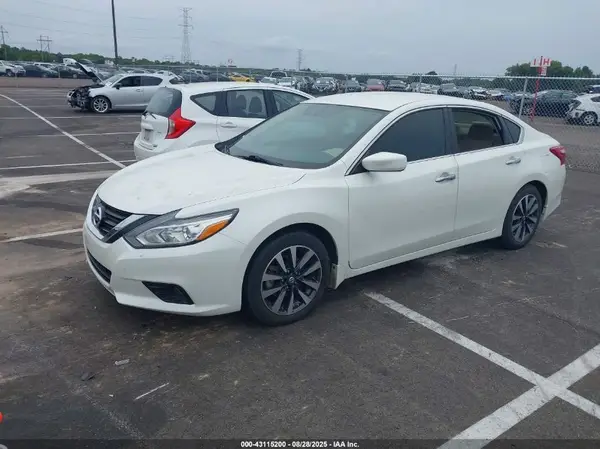 1N4AL3AP1HC273862 2017 NISSAN ALTIMA - Image 2