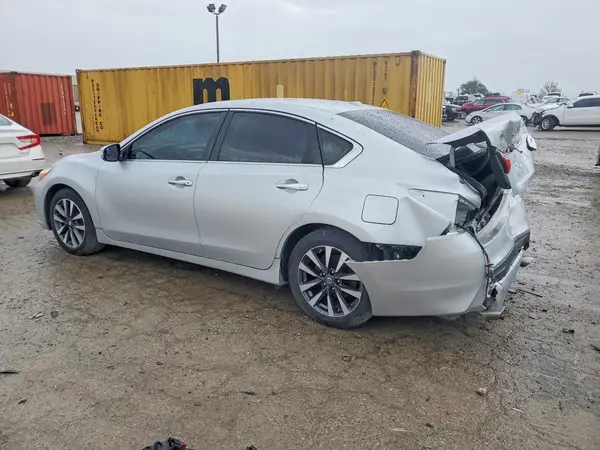 1N4AL3AP1HC275241 2017 NISSAN ALTIMA - Image 2