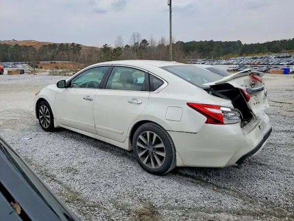 1N4AL3AP1HC276759 2017 NISSAN ALTIMA - Image 2