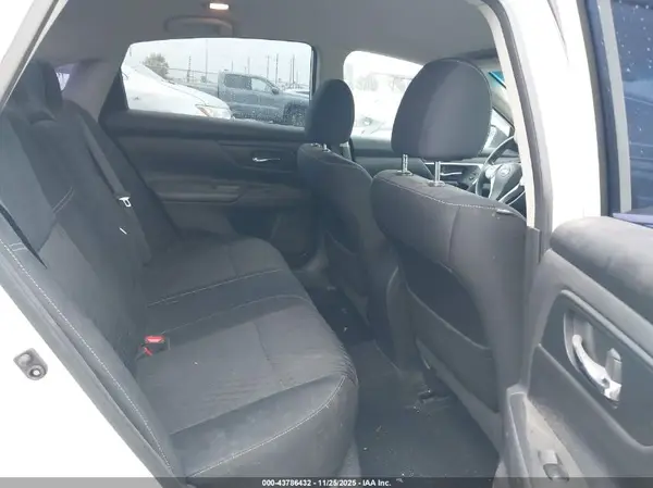 1N4AL3AP1HC280679 2017 NISSAN ALTIMA - Image 8