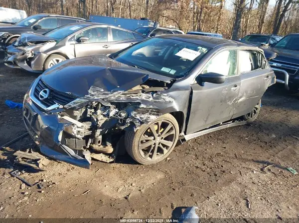 1N4AL3AP1HC280990 2017 NISSAN ALTIMA - Image 2