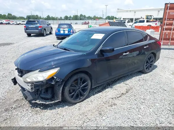 1N4AL3AP1HC281234 2017 NISSAN ALTIMA - Image 2