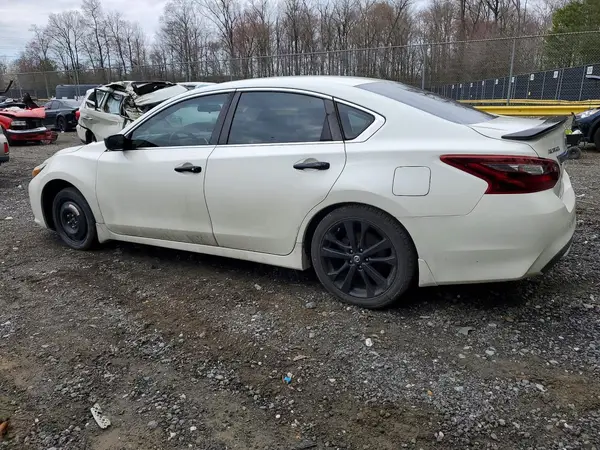 1N4AL3AP1HC282304 2017 NISSAN ALTIMA - Image 2