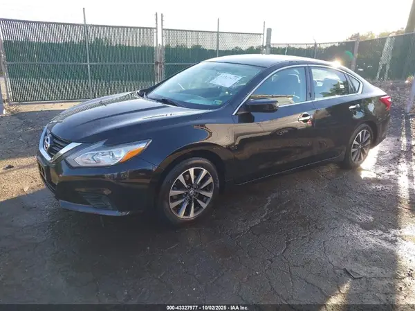 1N4AL3AP1HC283923 2017 NISSAN ALTIMA - Image 2