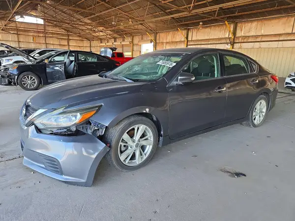 1N4AL3AP1HC284330 2017 NISSAN ALTIMA - Image 1