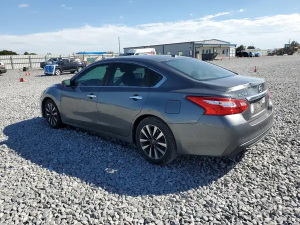 1N4AL3AP1HC288815 2017 NISSAN ALTIMA - Image 2