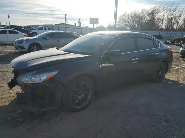 1N4AL3AP1HC288880 2017 NISSAN ALTIMA - Image 1