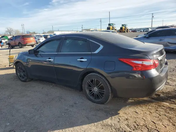 1N4AL3AP1HC288880 2017 NISSAN ALTIMA - Image 2