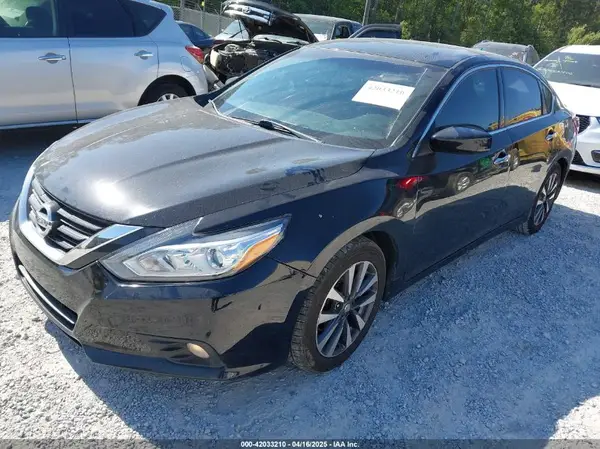 1N4AL3AP1HC288927 2017 NISSAN ALTIMA - Image 2