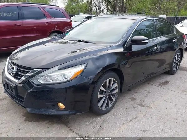 1N4AL3AP1HC294047 2017 NISSAN ALTIMA - Image 2