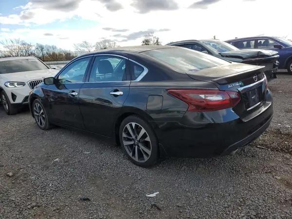 1N4AL3AP1HC296770 2017 NISSAN ALTIMA - Image 2