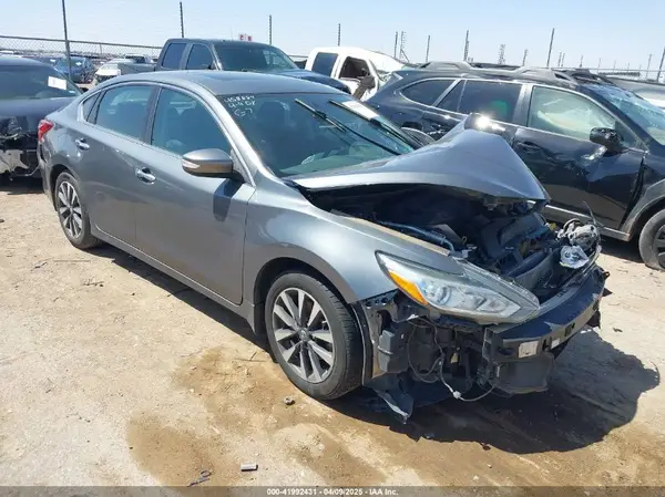 1N4AL3AP1HC297434 2017 NISSAN ALTIMA - Image 1