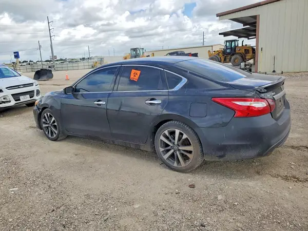1N4AL3AP1HC297904 2017 NISSAN ALTIMA - Image 2