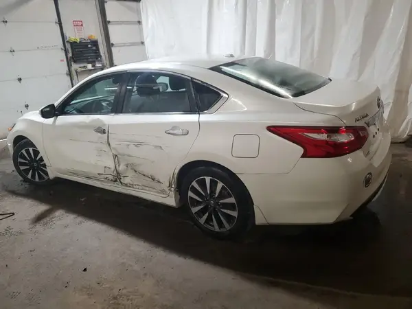 1N4AL3AP1HC297966 2017 NISSAN ALTIMA - Image 2
