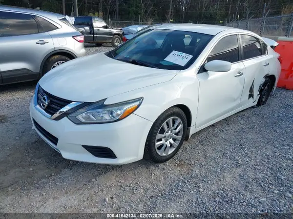 1N4AL3AP1HC299216 2017 NISSAN ALTIMA - Image 2